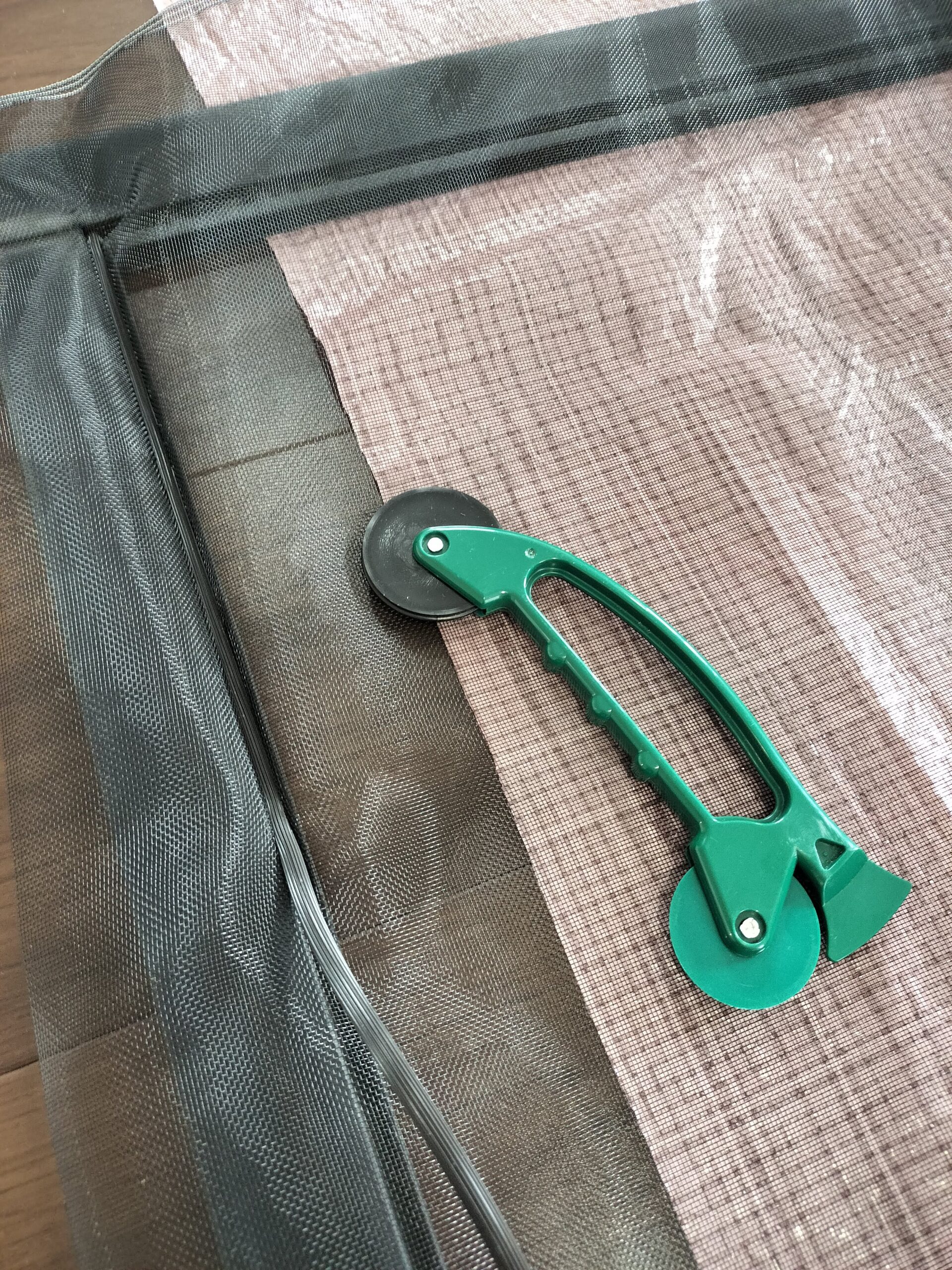 網戸張り替え用のローラー