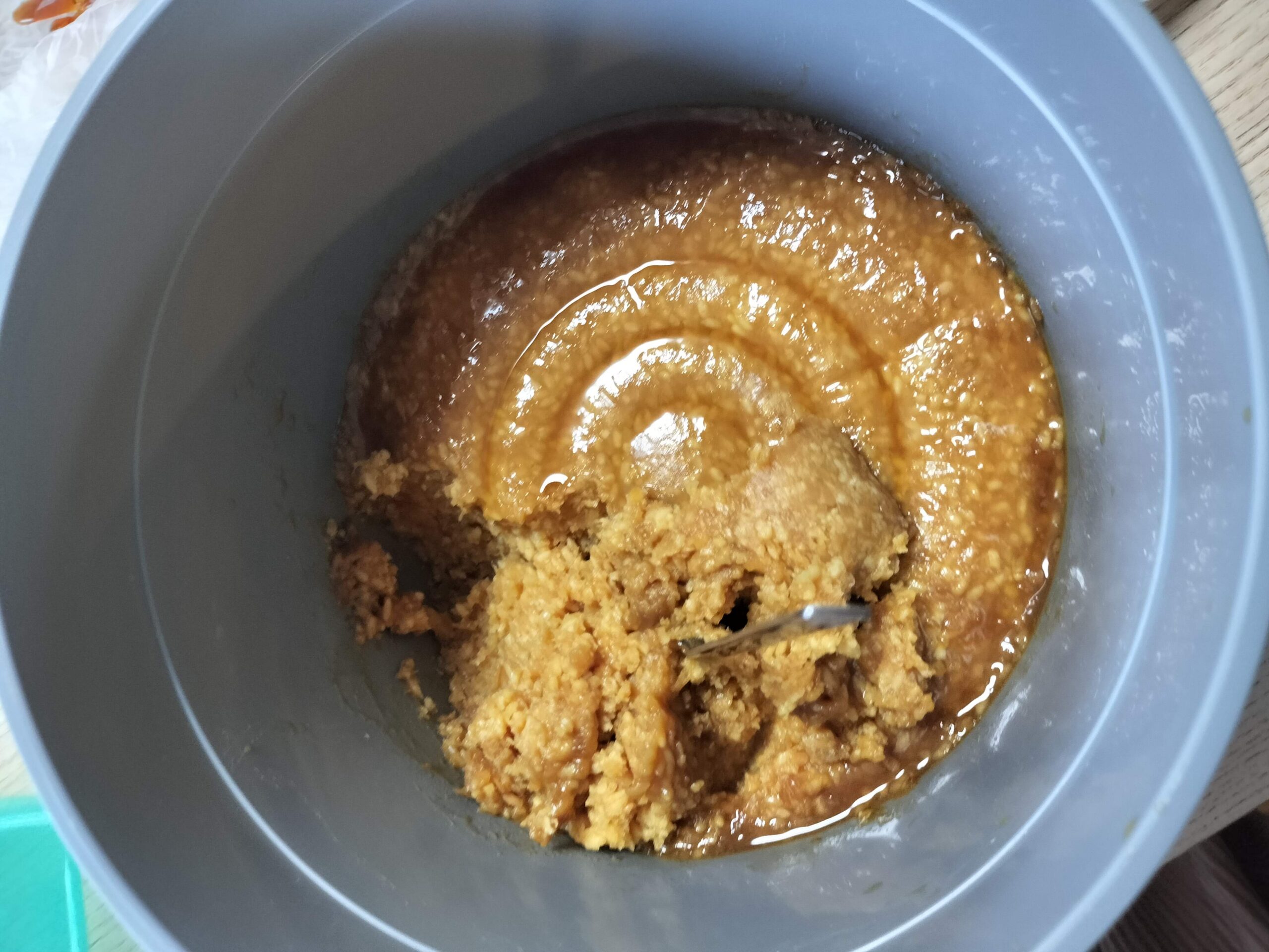 麹多めで仕上がった甘口味噌のアップ